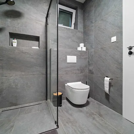 Old Town Modern Design - Ac & Wi-fi * Τρνάβα